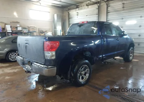 2008 Toyota Tundra Base 4.7L V8 из США, поврежденный, VIN 5TFBT54148X012543